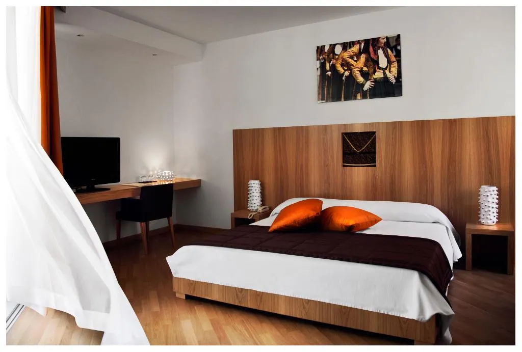 JUNIOR SUITE STANDARD Room, Lanthia Resort, Cagliari