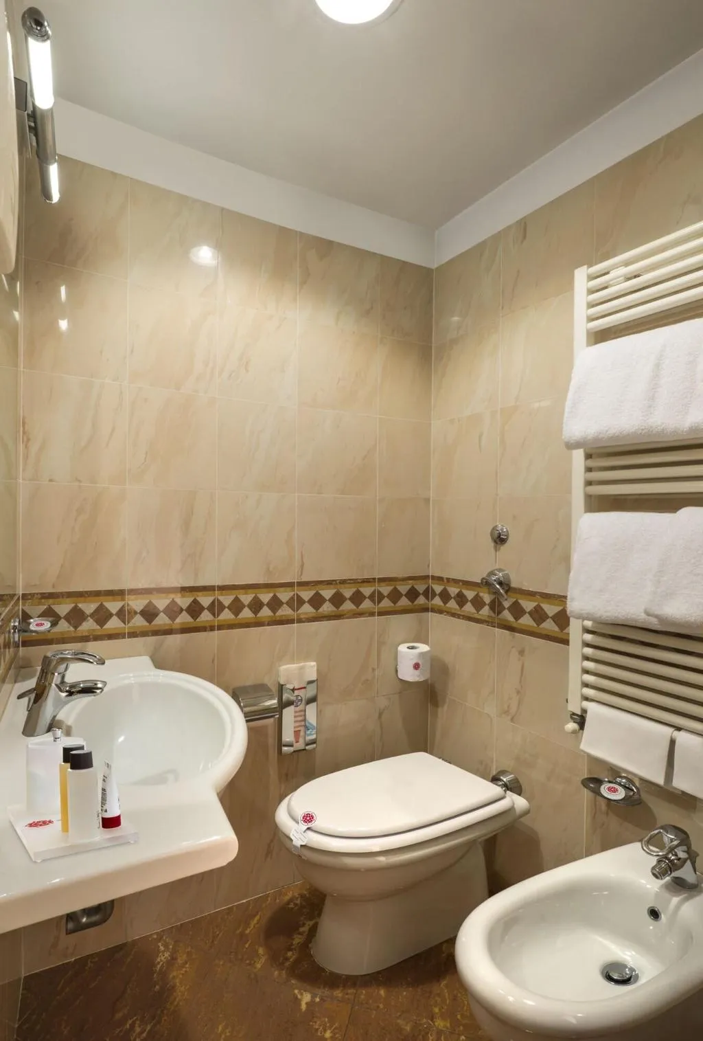 DOUBLE ONE BED Room, Lancaster Hotel, Milan