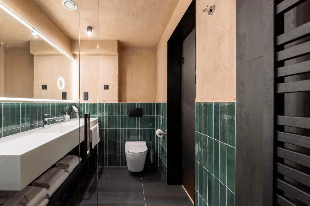 JUNIOR SUITE STANDARD Room, Nomadic Urban Premium Suites, Krakow