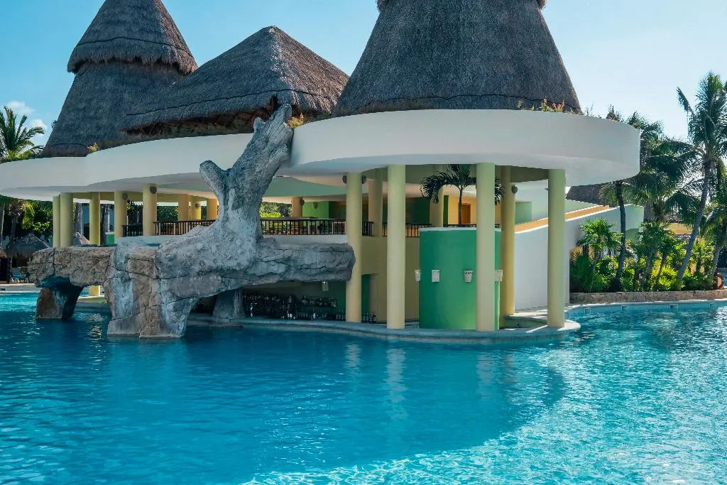 Bar, Iberostar Selection Paraiso Maya Suites AI, Cancun Area