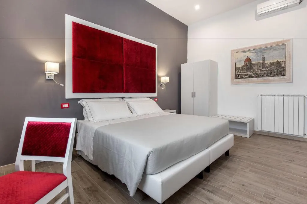Room, Apollo Guest House, Florence
