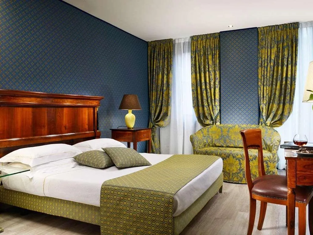 Room, Pierre Milano Hotel, Milan