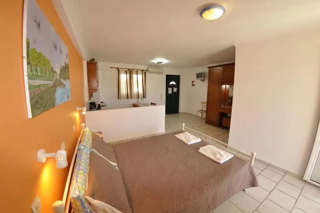 Room, Anna Studios, Corfu
