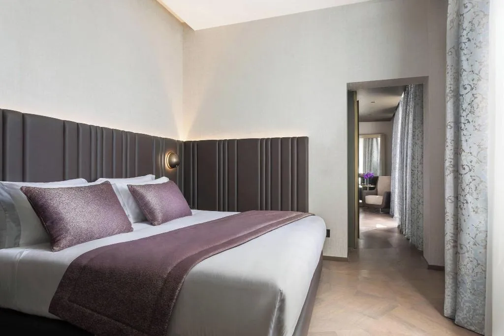 FAMILY ROOM TWO DOUBLE BEDS Room, The Pantheon Iconic Rome Hotel, Rome