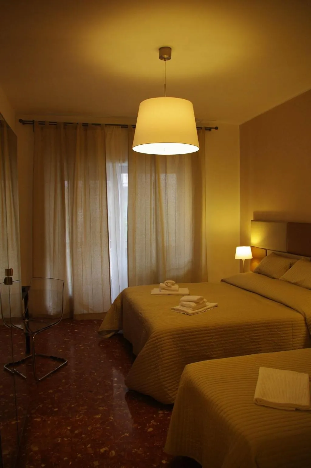 Room, Appia Avenue 639, Naples