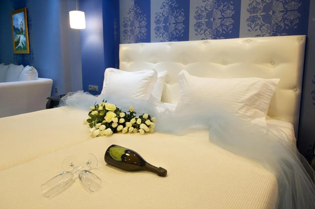 Room, Odyssey, Kefallinia