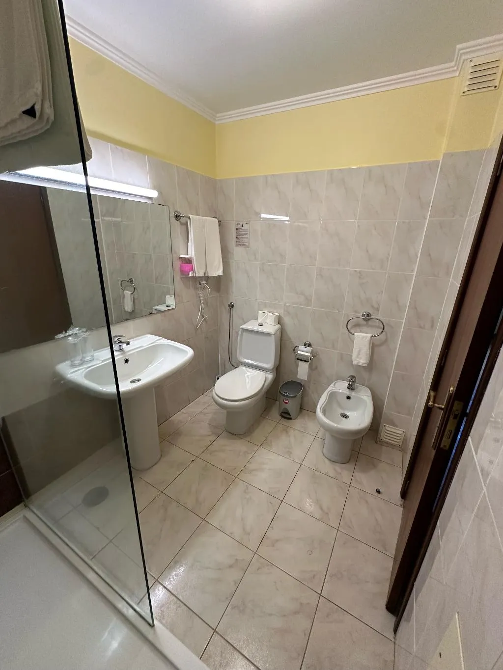 Double or Twin SUPERIOR Room, Valley View Hotel Encumeada, Madeira