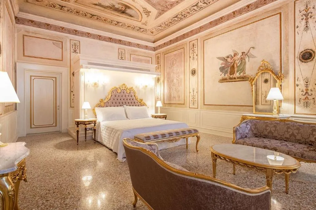 SUITE Presidential Room, Cà Bonfadini Historic Experience, Venice