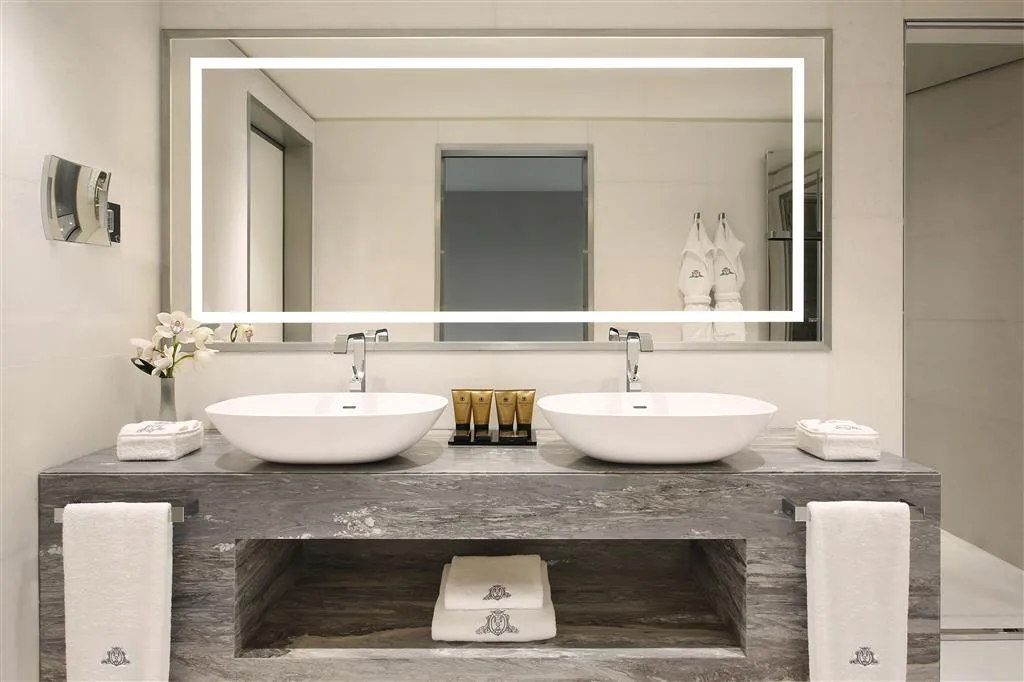 Room, Excelsior Hotel Gallia, a Luxury Collection Hotel, Milan