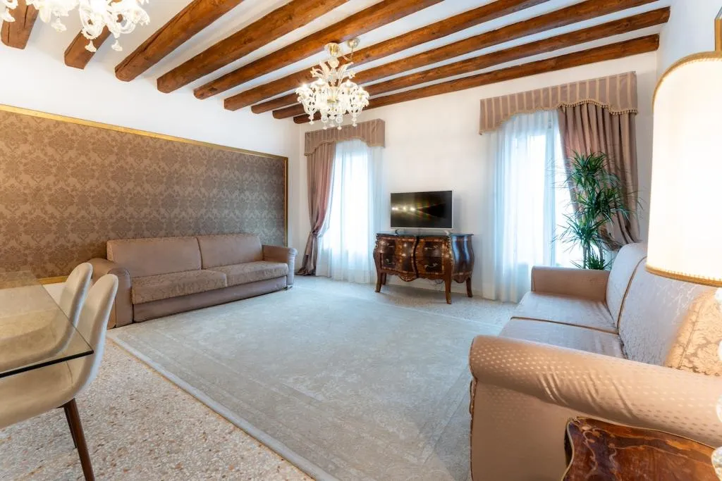 APARTMENT EXECUTIVE TWO BEDROOMS Room, San Teodoro Palace  - Luxury Apartments, Venice