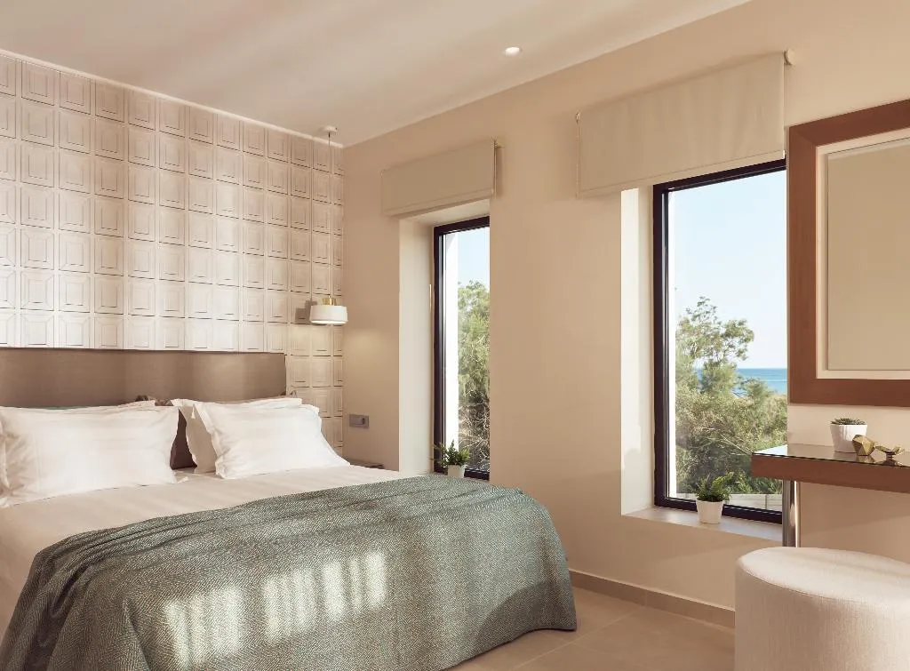 DOUBLE WITH JACUZZI Room, Golden Sun Resort & Spa, Zante
