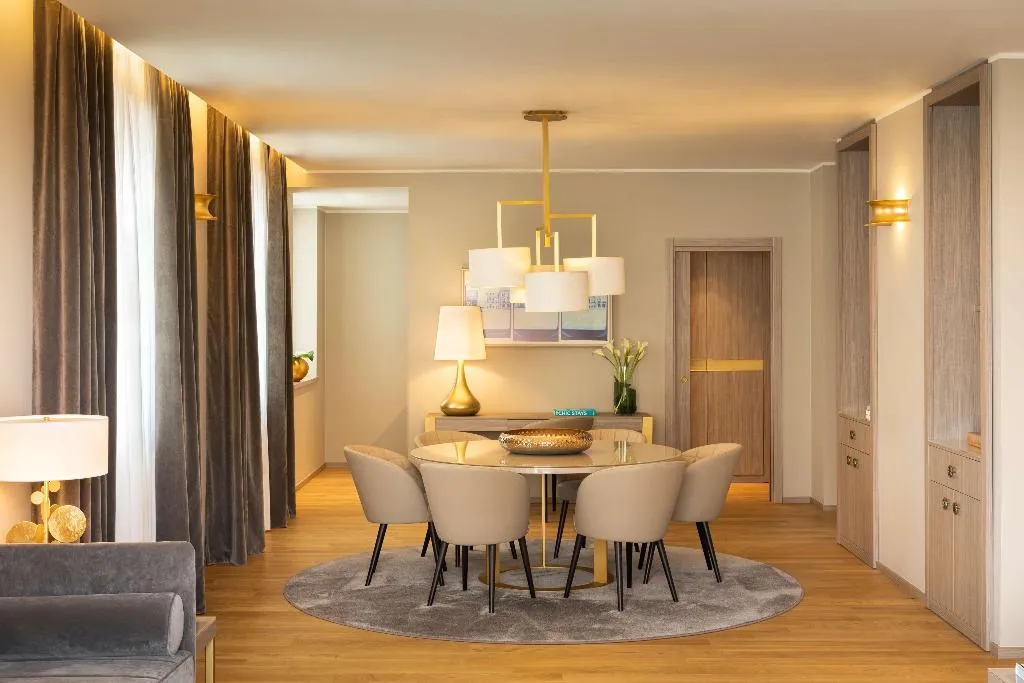 Room, Rosa Grand Milano - Starhotels Collezione, Milan