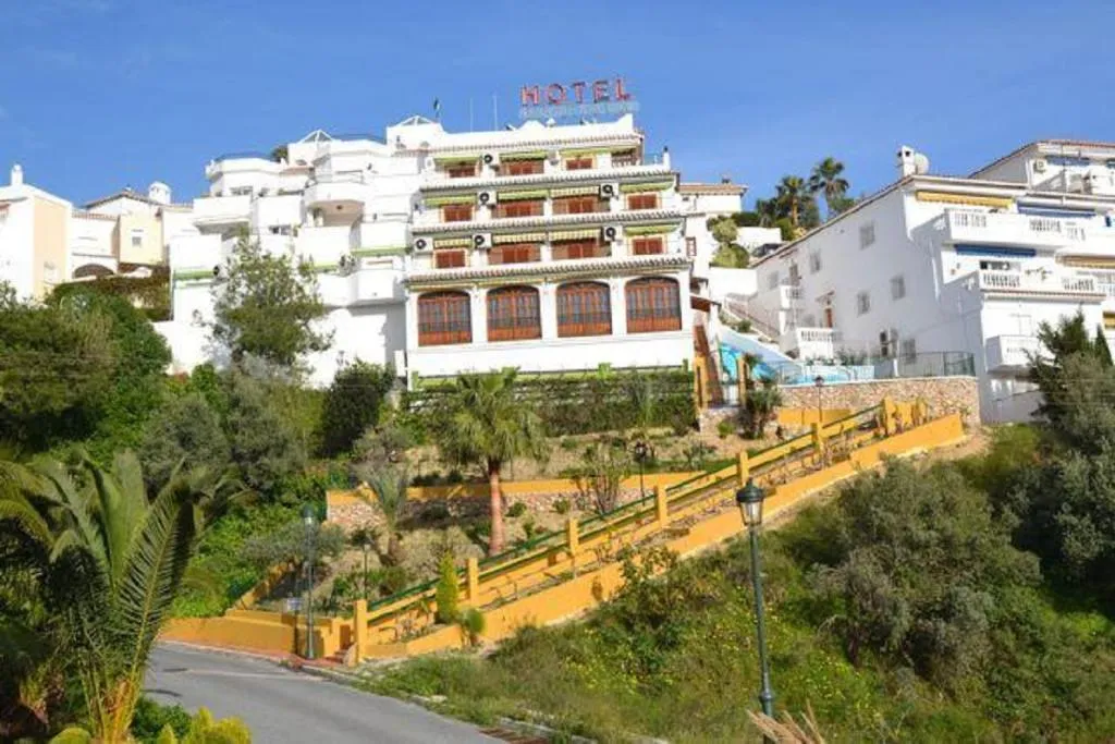 General view, Jose Cruz Playa Burriana, Costa Del Sol