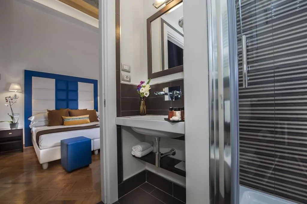 Room, Dve Suite Rome, Naples