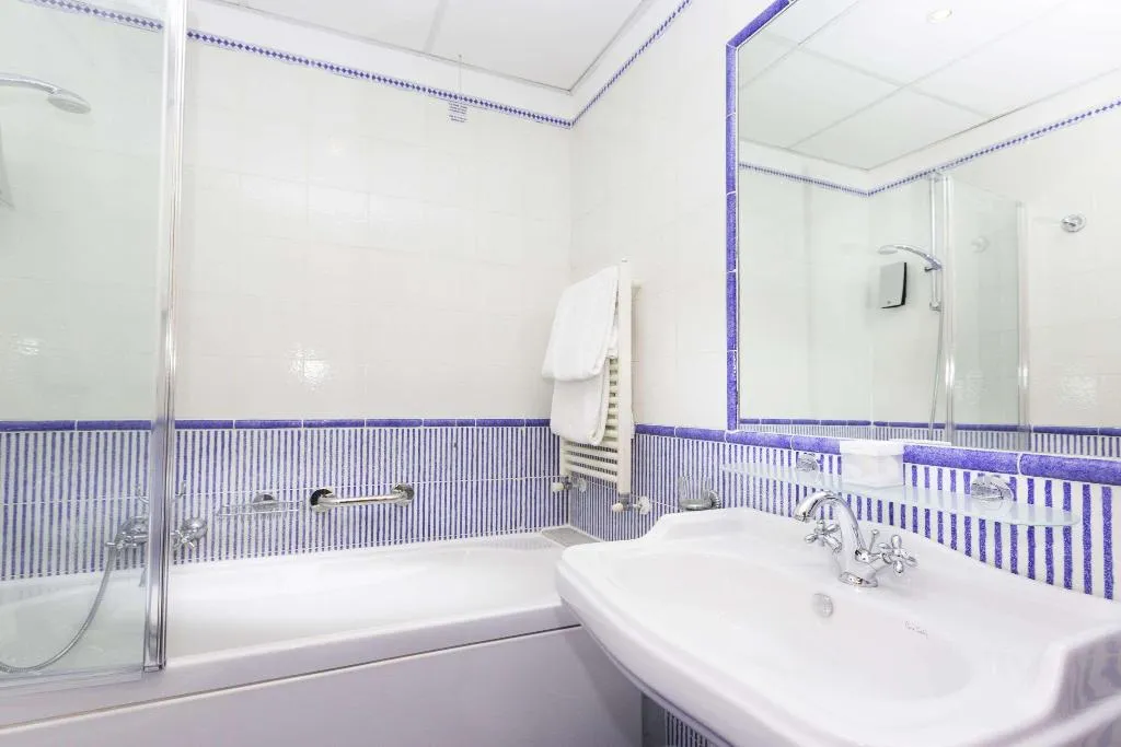 DOUBLE KING SIZE BED Room, Best Western Art Deco, Rome