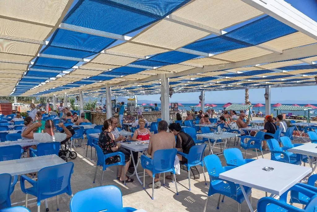 Restaurant, Santa Family Club Hotel, Izmir