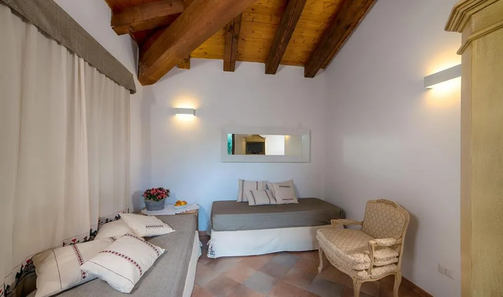 Room, Perdepera Resort, Cagliari