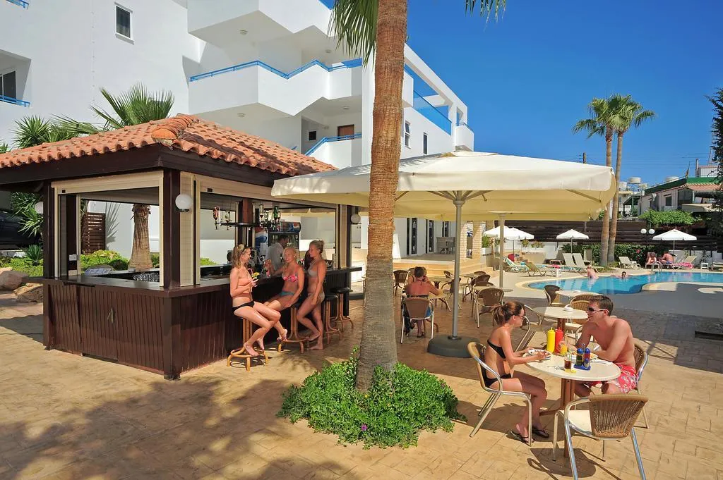 Bar, Petrosana Hotel Apartments, Cyprus