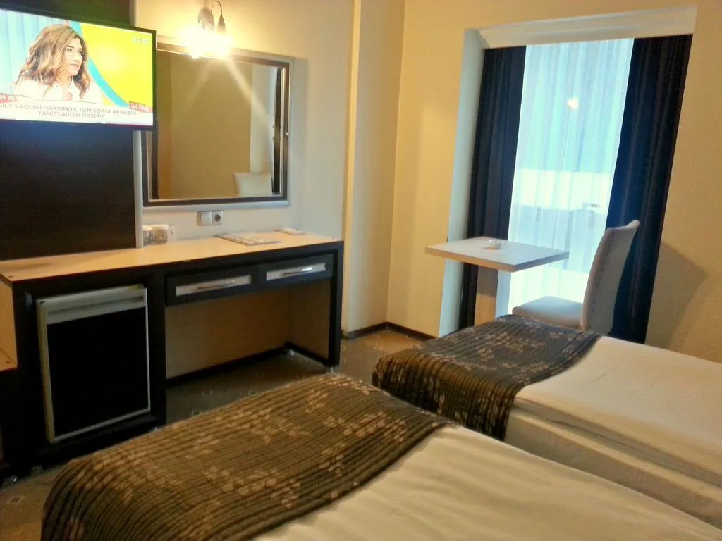 Room, Ismira, Izmir