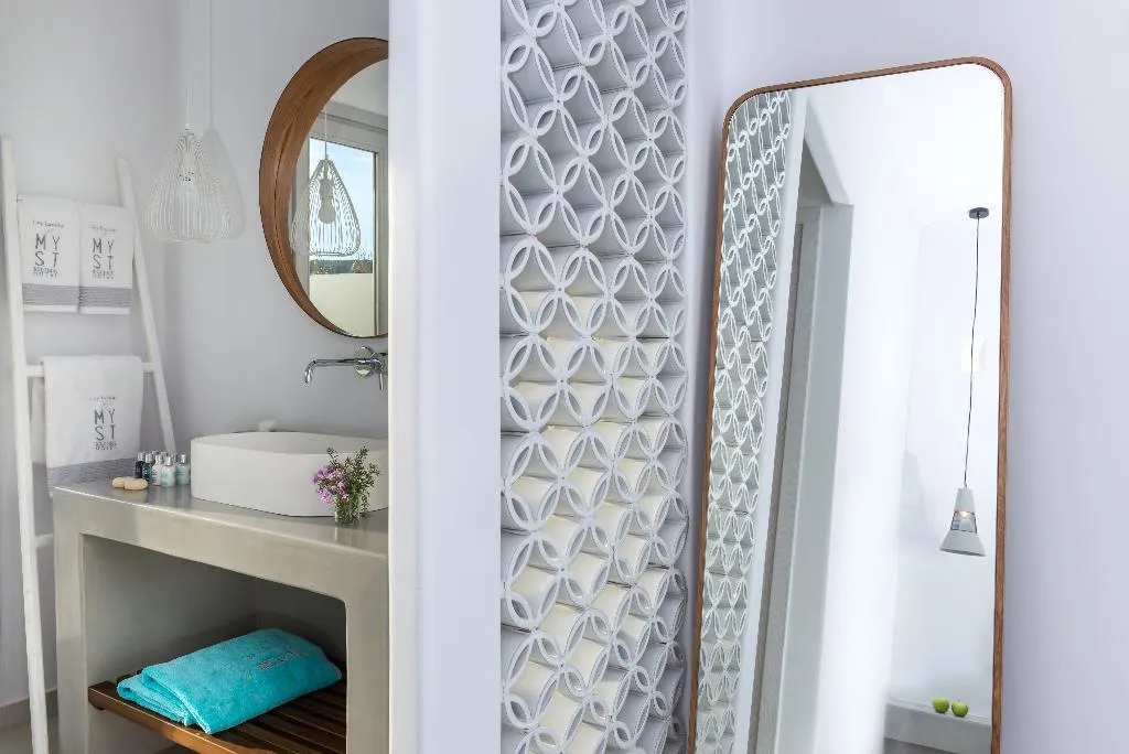 JUNIOR SUITE SEA VIEW Room, Myst Boutique Hotel - Spa, Santorini