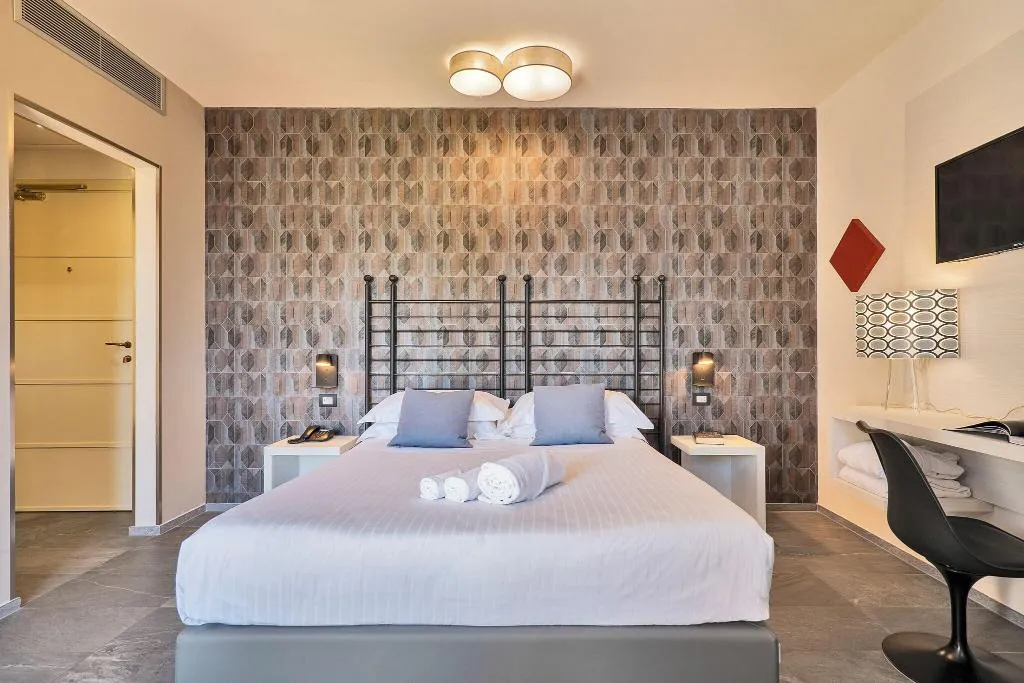 DOUBLE SINGLE USE CLASSIC DOUBLE BED Room, Villa San Paolo, Florence