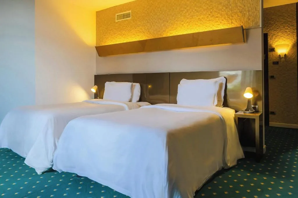 TWIN SUPERIOR WITH BALCONY Room, Four Points by Sheraton Catania Hotel & Conference, Catania