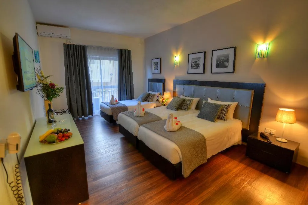TRIPLE STANDARD Room, St. Julian's Bay Hotel, Malta