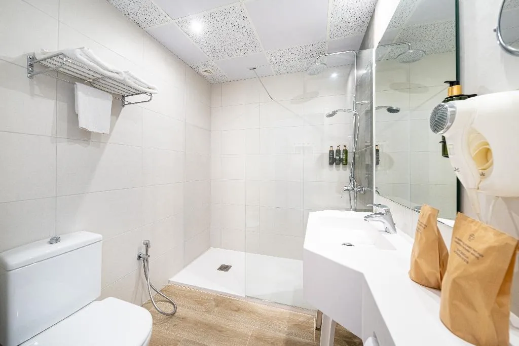 TRIPLE SEA VIEW Room, Seramar Comodoro Playa, Majorca