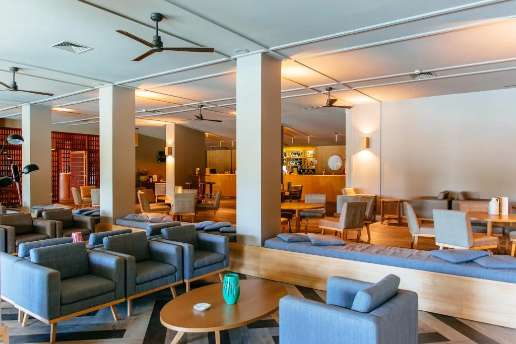 Bar, Axis Vermar Conference & Beach Hotel, Porto