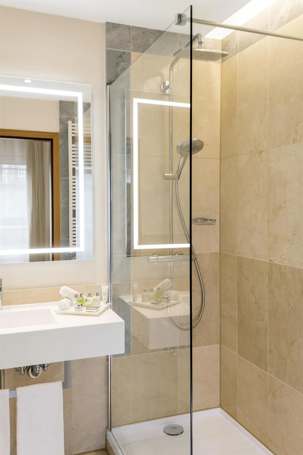 DOUBLE SUPERIOR Room, NH Collection Berlin Mitte Friedrichstrasse, Berlin
