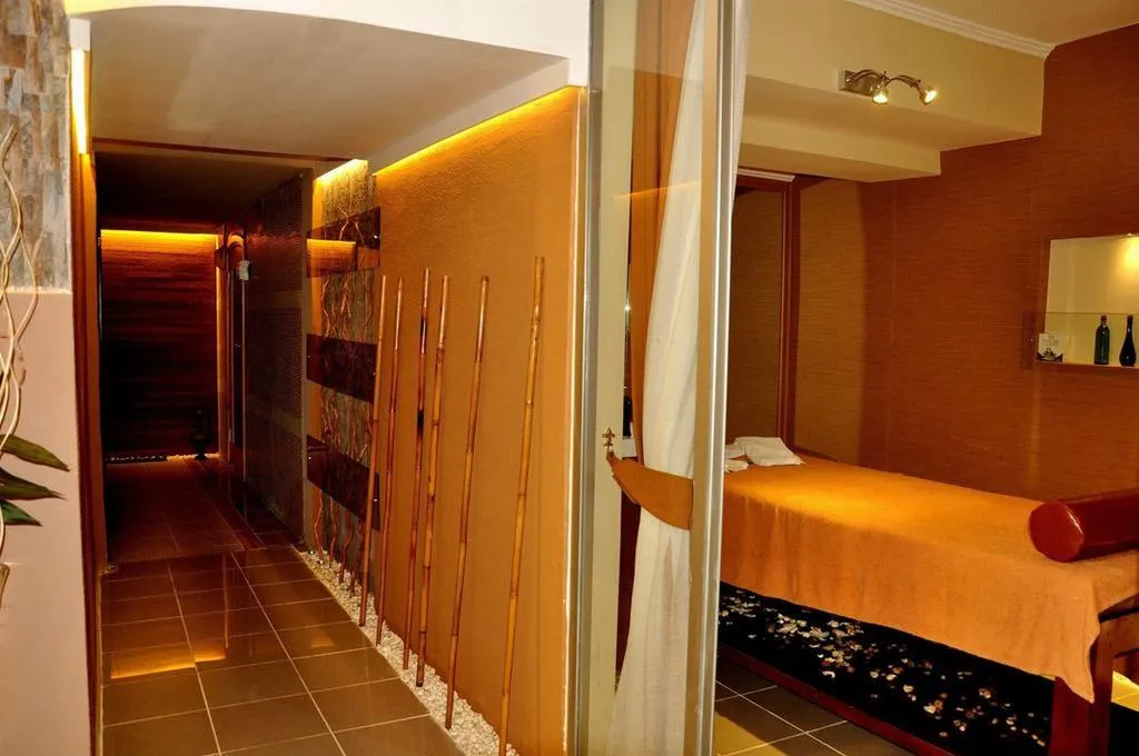 Sports and Entertainment, Club Alpina Apart, Dalaman