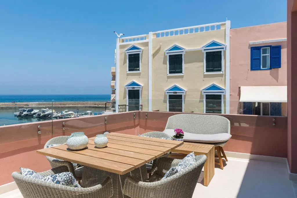 Terrace, Avra Apartments Venetian Harbour, Crete