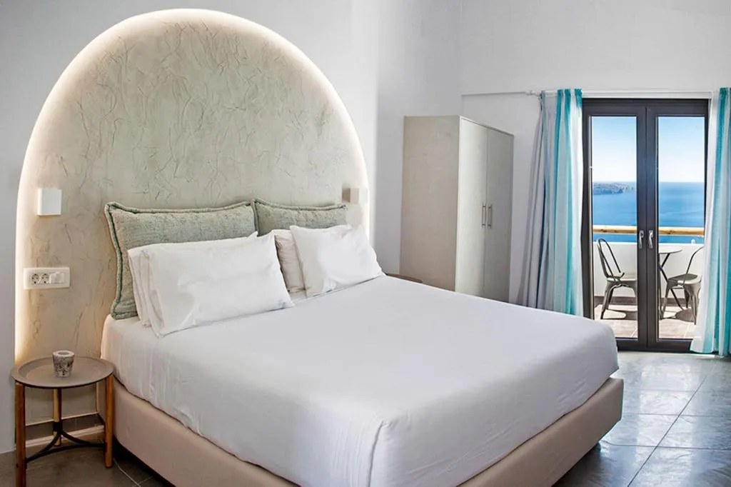 Room, Amity Suites, Santorini