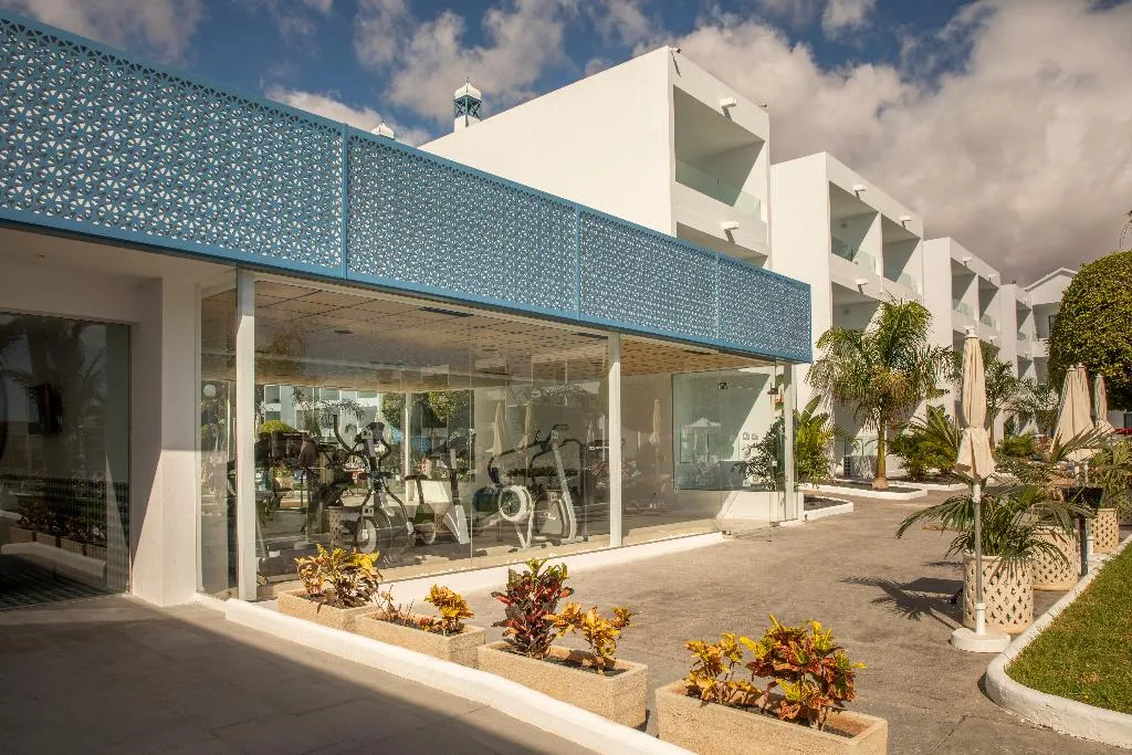 Sports and Entertainment, Oasis Lanz Beach Mate, Lanzarote