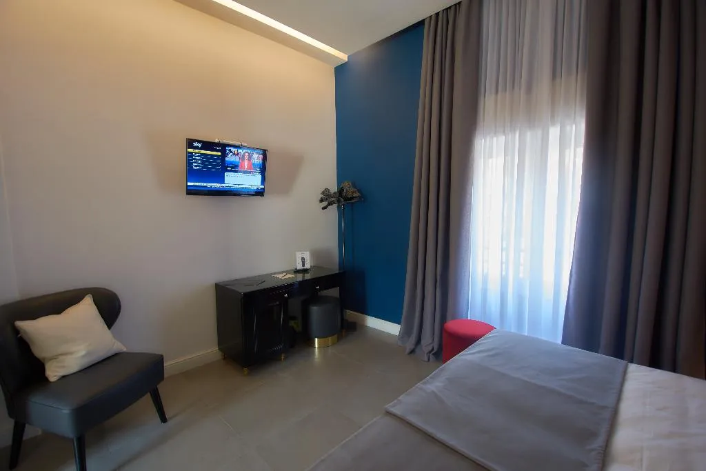 Room, Hotel metro 900, Naples