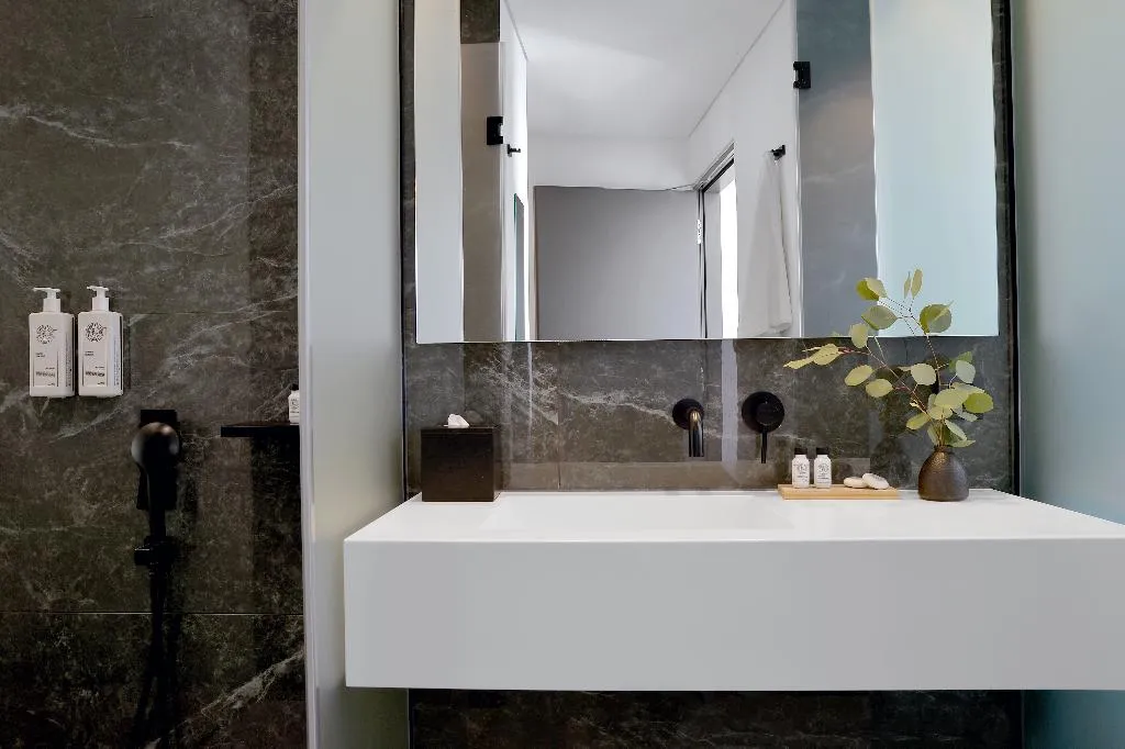 Double or Twin STANDARD Room, The Editor Hotel, Athens