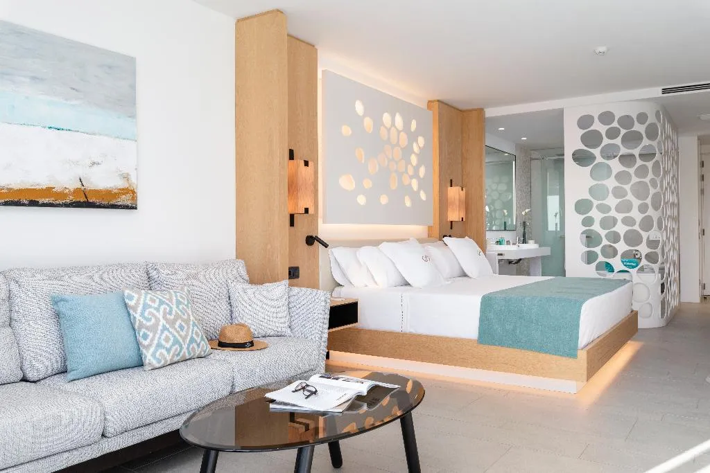 JUNIOR SUITE SEA FRONT Room, Royal Hideaway Corales Beach - Adults only, Tenerife