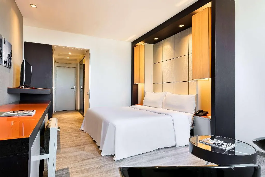 Double or Twin STANDARD Room, Hotel Barcelona Condal Mar Affiliated by Meliá, Barcelona