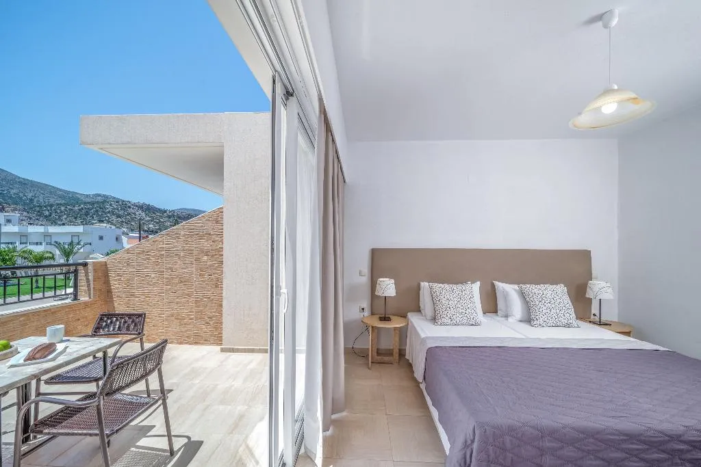APARTMENT SUPERIOR ONE BEDROOM Room, Maria Rousse, Crete