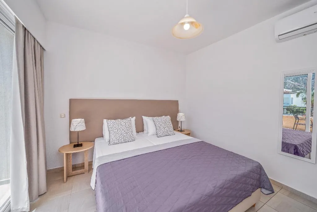 APARTMENT SUPERIOR ONE BEDROOM Room, Maria Rousse, Crete