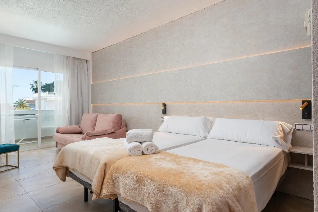 DOUBLE STANDARD Room, Hotel Condesa, Majorca