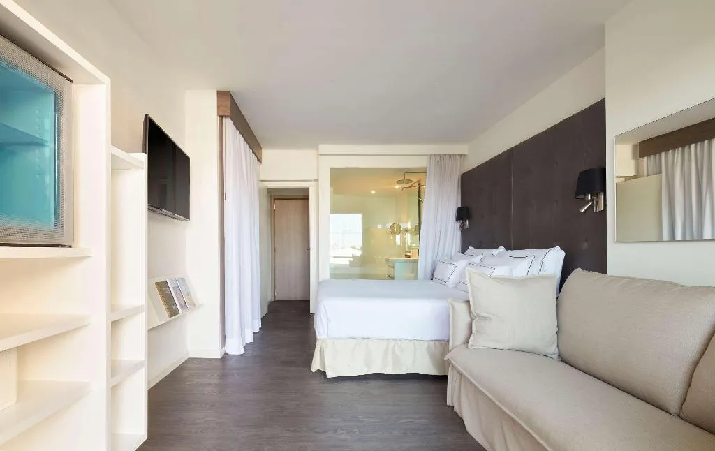 Room PREMIUM SEA VIEW Room, Melia Palma Marina, Majorca