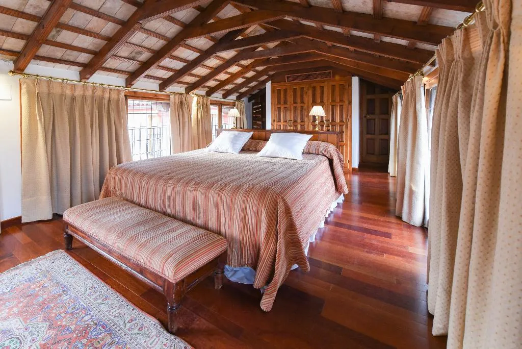JUNIOR SUITE STANDARD Room, Casas de la Juderia, Seville