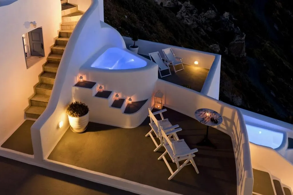 Room, Kamares Apartments, Santorini