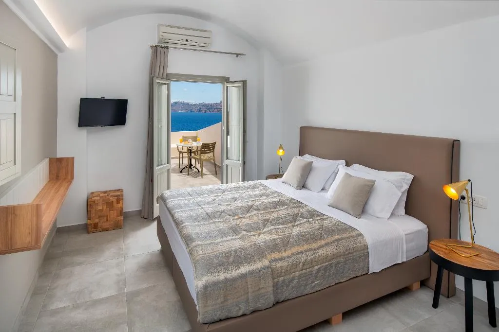Room, Kokkinos Villas, Santorini