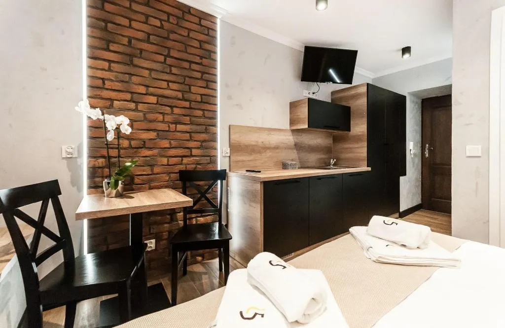Room, Apartamenty L5, Krakow