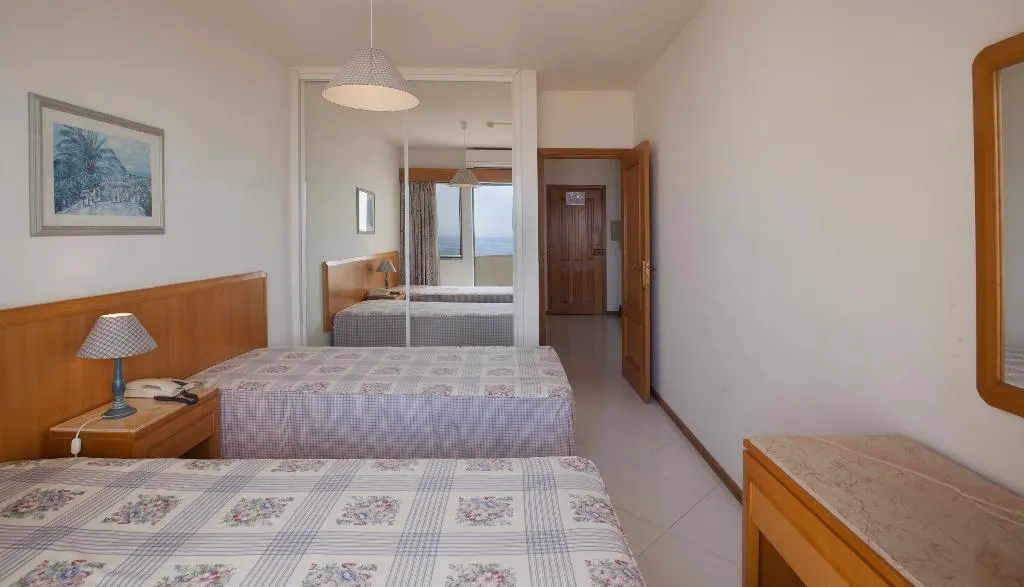 APARTMENT SEA VIEW TWO BEDROOMS Room, Algarve Mor Apartamentos, Algarve