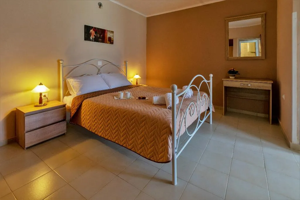 APARTMENT ONE BEDROOM Room, Govino Bay, Corfu