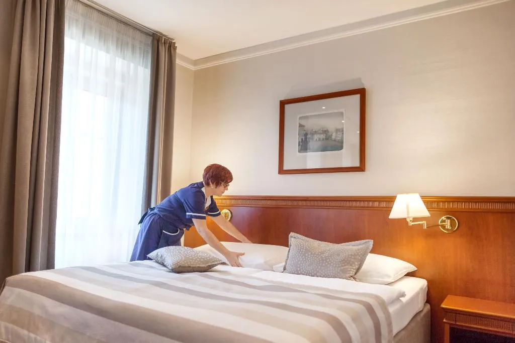 Room, Adria, Prague