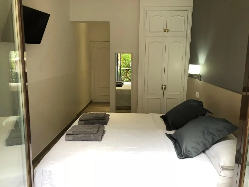 Room, Hostalin Madrid Atocha, Madrid